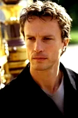 Jonathan Firth