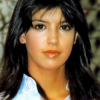 Phoebe Cates