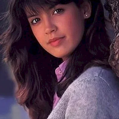 Phoebe Cates