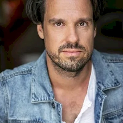  Robert Jozinovic