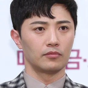 Photo star :  Jin Goo