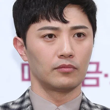  Jin Goo