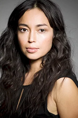  Iazua Larios photo