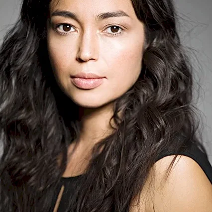  Iazua Larios