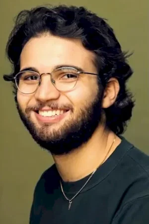  Zach Tyler photo