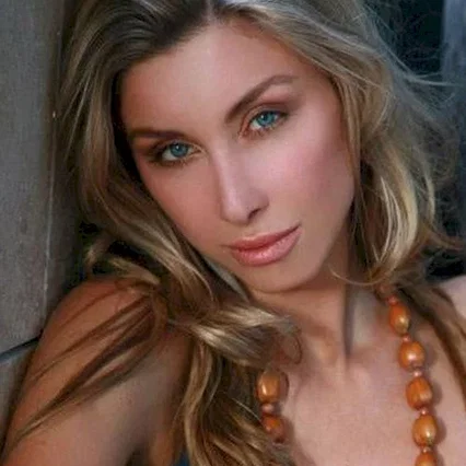  Jana Kadeřábková