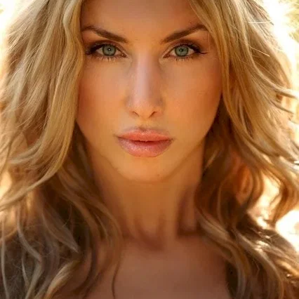  Jana Kadeřábková