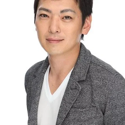  Mitsutaka Itakura