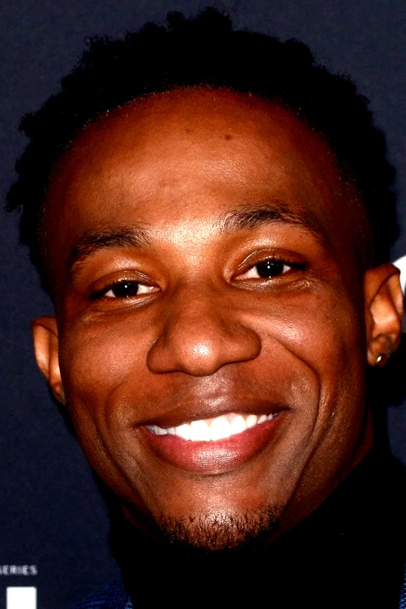 Arlen Escarpeta
