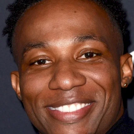Arlen Escarpeta