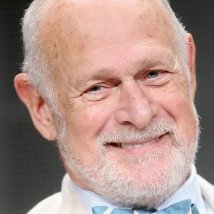  Gerald Mcraney