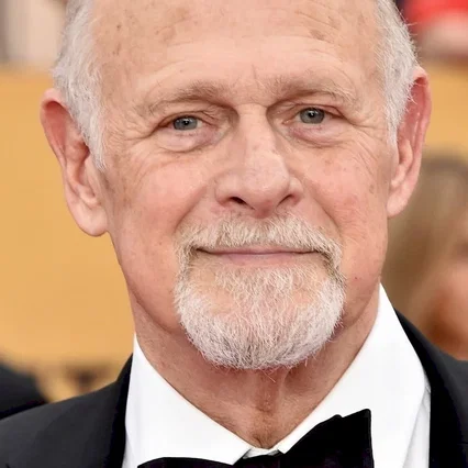  Gerald Mcraney