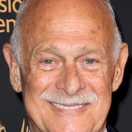  Gerald Mcraney