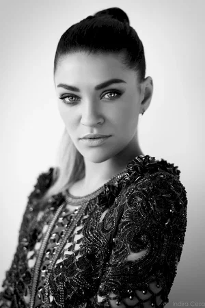 Jessica Szohr photo