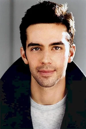 Michael Carbonaro photo