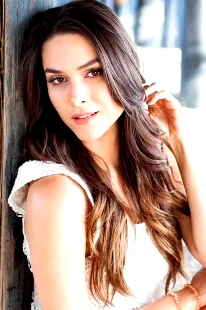 Fernanda Machado