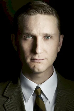 Aaron Staton photo