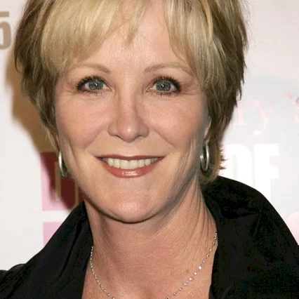  Joanna Kerns