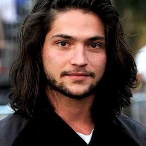 Photo star : Thomas McDonell