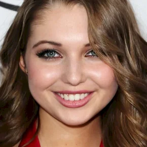 Photo star : Sammi Hanratty