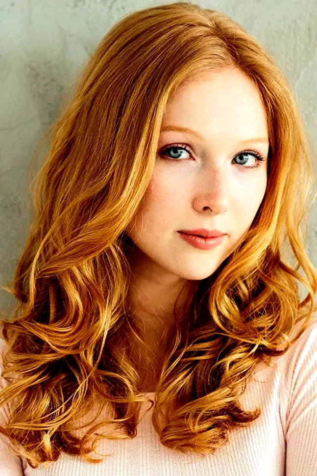 Molly Quinn