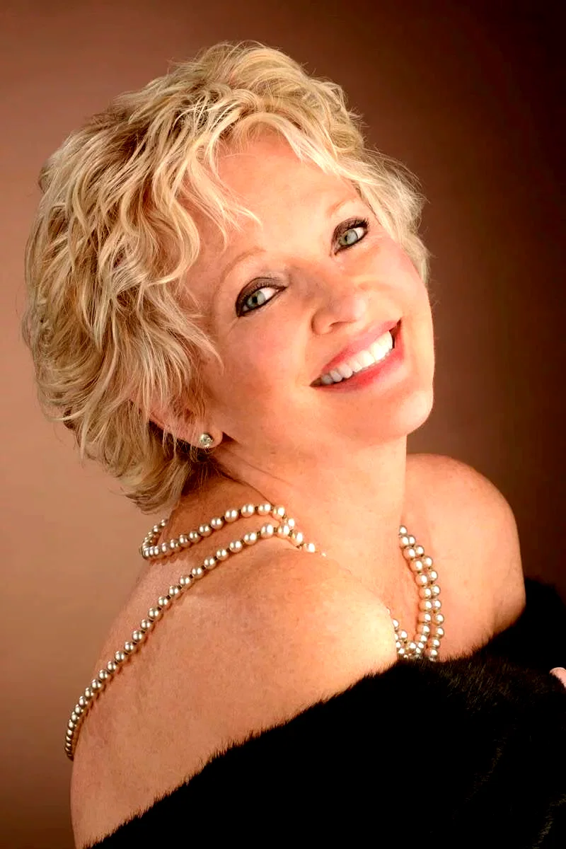  Christine Ebersole