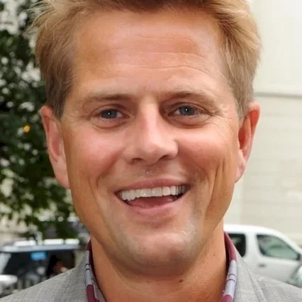 Robert Stoltenberg