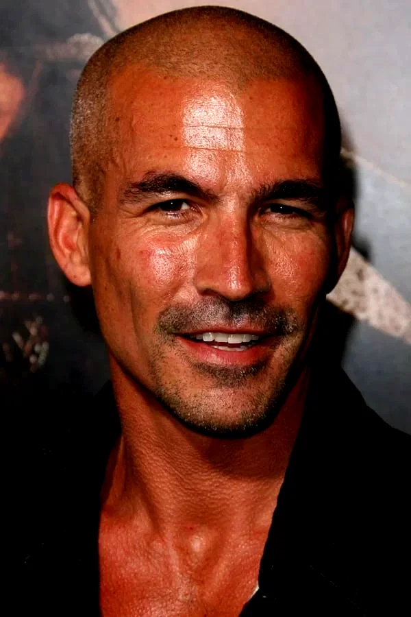 Ethan  Maniquis 