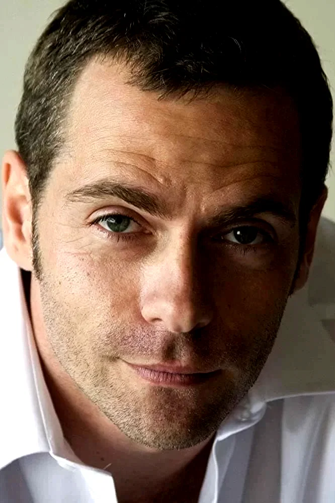  Christopher Morris