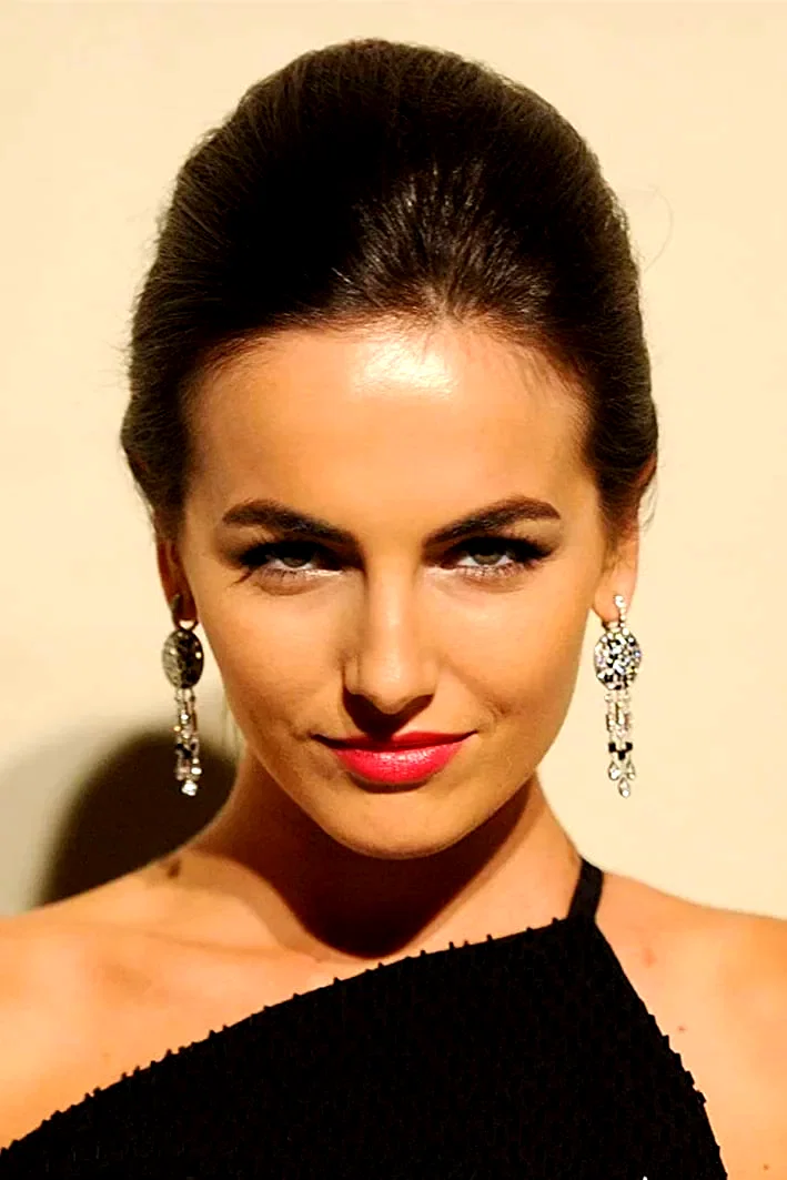 Camilla Belle