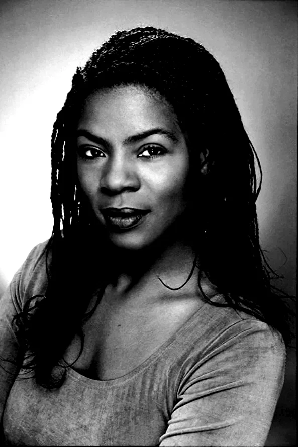  Starla Benford