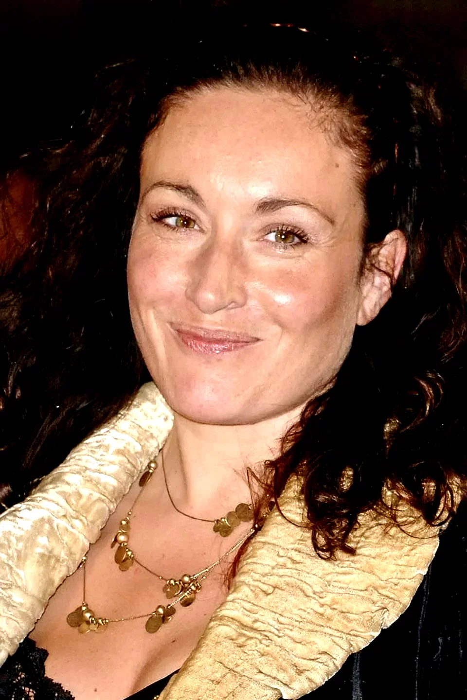 Lucy Cohu