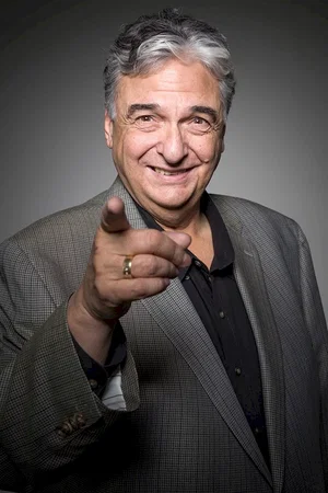  Gregory Nava photo