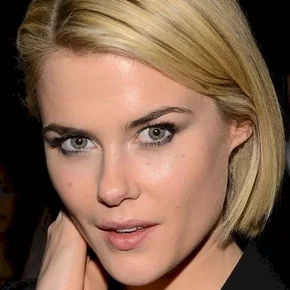 Photo star : Rachael Taylor