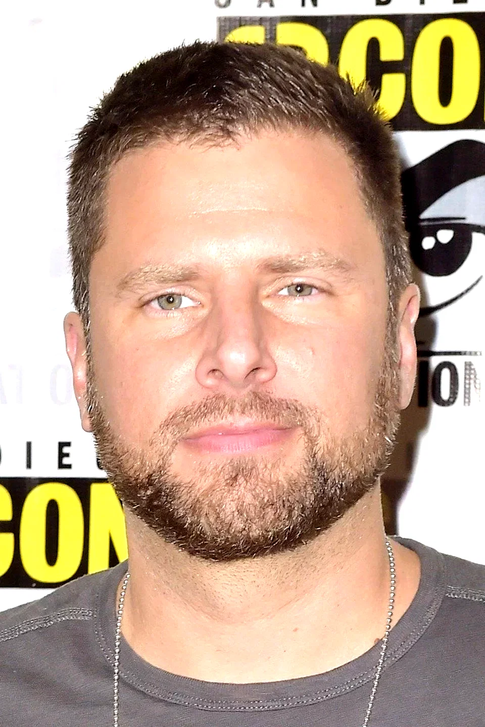  James Roday Rodriguez
