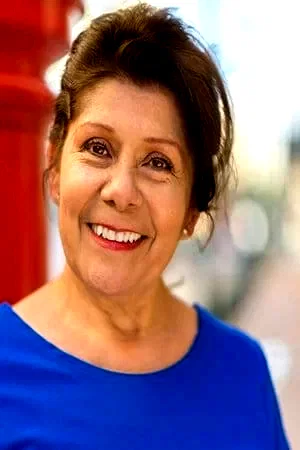  Vivis Cortez
