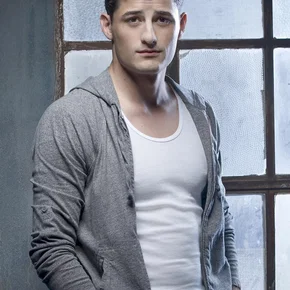 Photo star : Enver Gjokaj