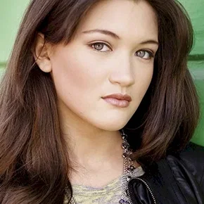 Photo star :  Isa Briones