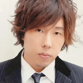 Photo star :  Satoshi Hino