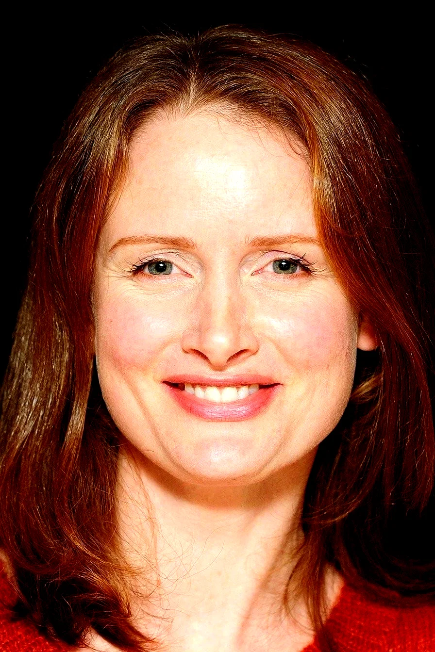 Zoe Telford