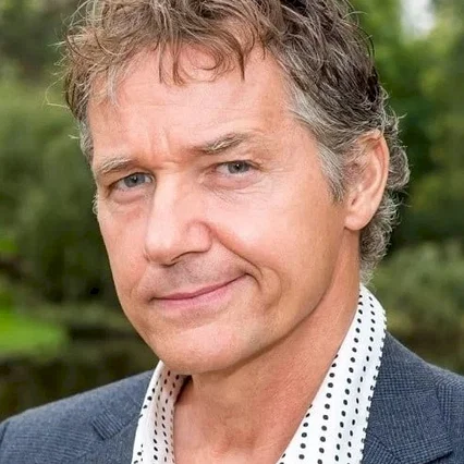 Thom Hoffman