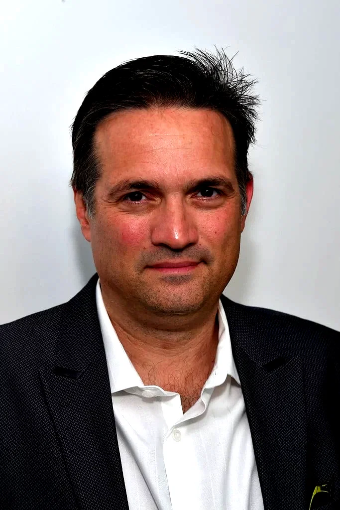  Matthew Barry