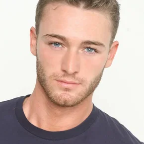 Photo star :  Jake McLaughlin