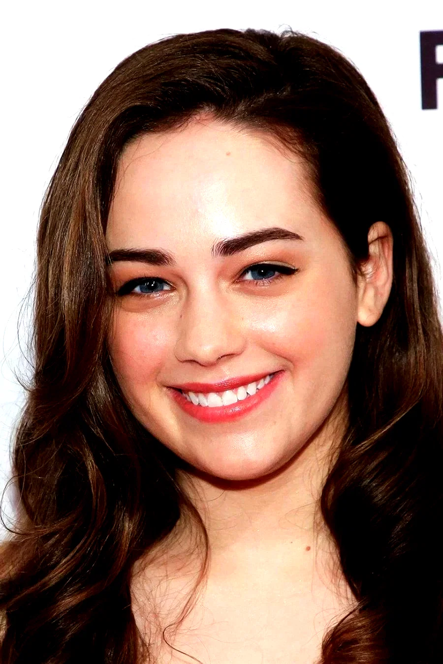 Mary Mouser