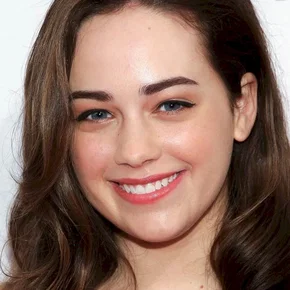 Photo star : Mary Mouser