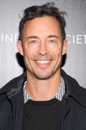 Tom Cavanagh photo