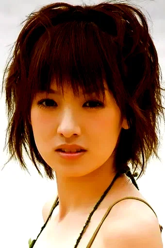  Akina Minami