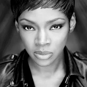 Photo star : Caroline Chikezie