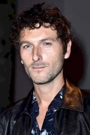 Simon Buret photo