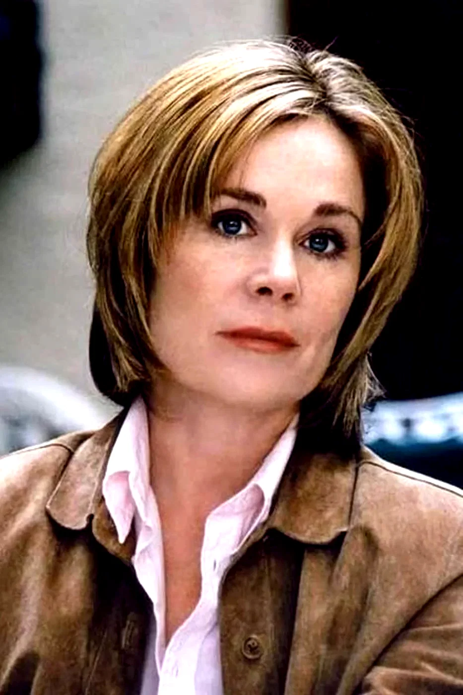Roxanne Hart